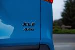 Toyota RAV4 XLE AWD 2018 года (NA)